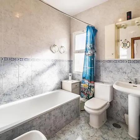 Apartment Stunning In Lagunas De Mijas Fuengirola